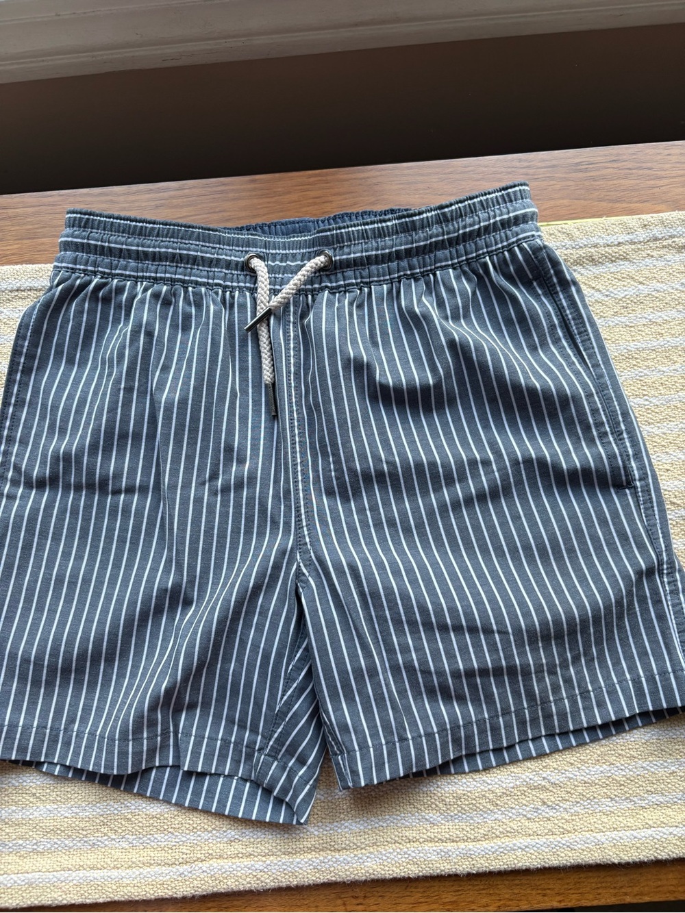 Fair Harbor Boys Navy Pinstripe Swim Trunks with Drawstring Sz. M
